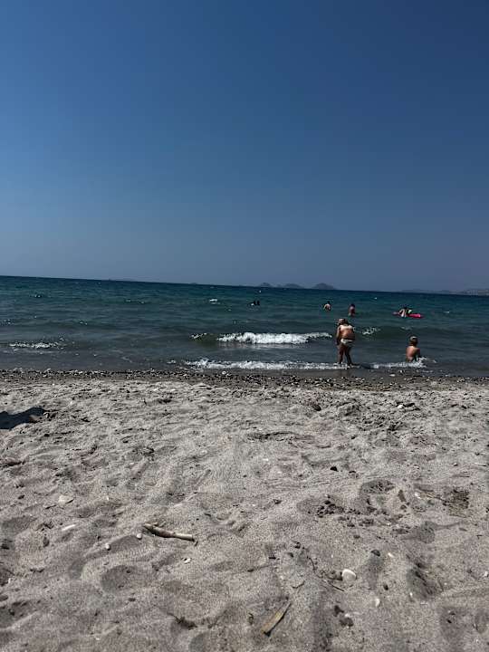 Strand Blue Lagoon Resort