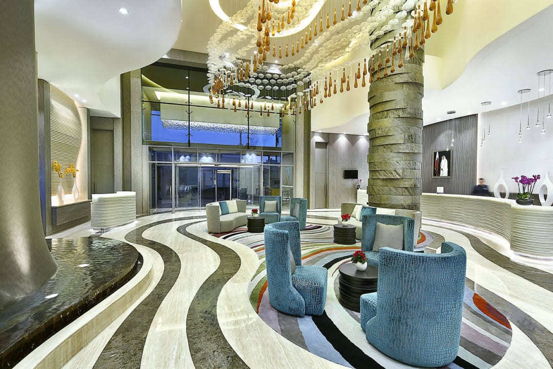 Lobby Area DoubleTree by Hilton Hotel Doha - Old Town