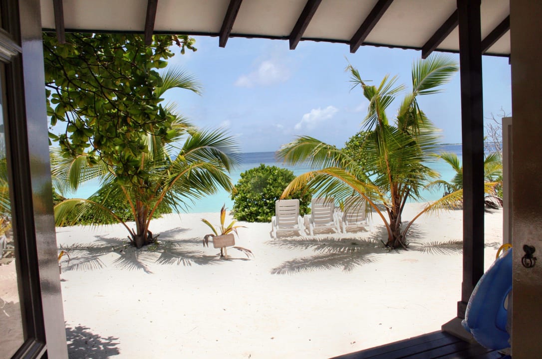  Blick aus dem Bungi Adaaran Select Meedhupparu Island Resort - Premium All Inclusive