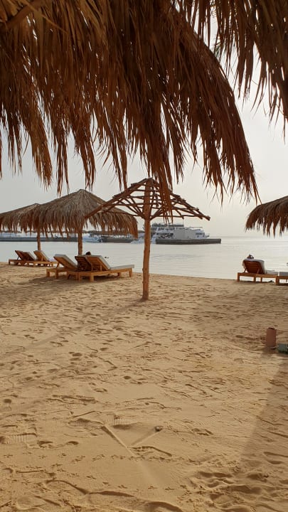 Strand Serry Beach Resort