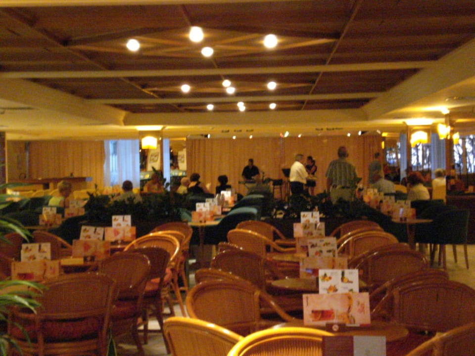 Bar mit abends Live-Musik Universal Hotel Lido Park & Spa