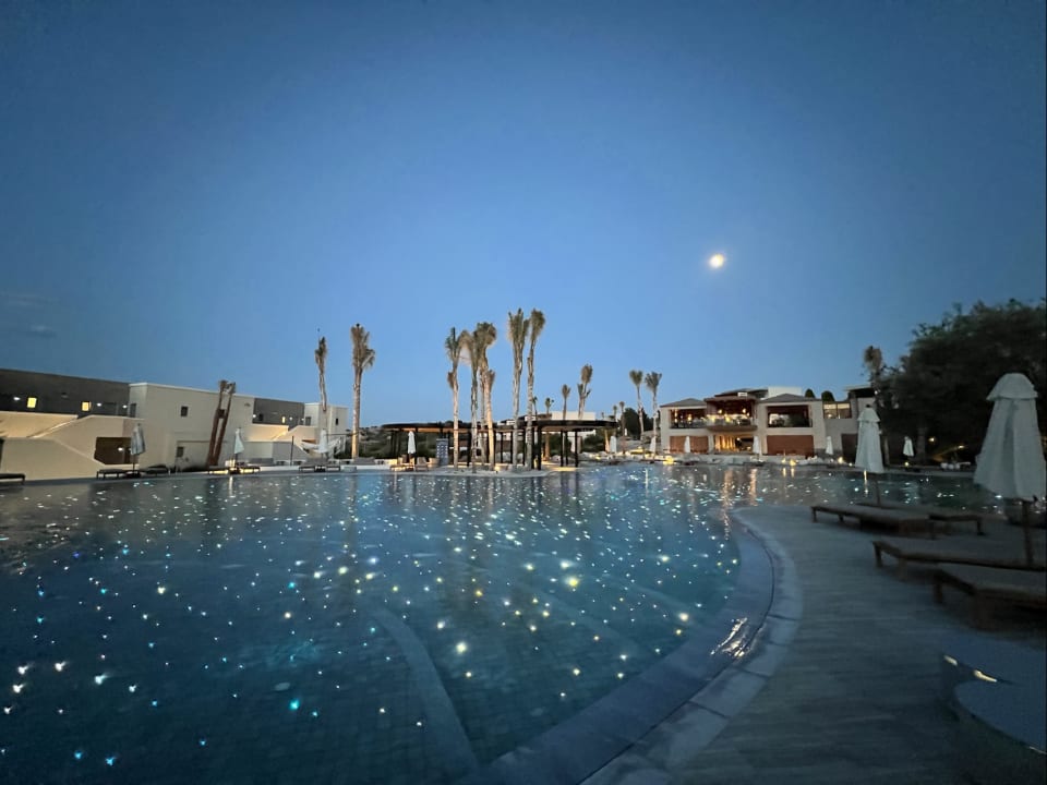 Pool SENTIDO Port Royal Villas & Spa