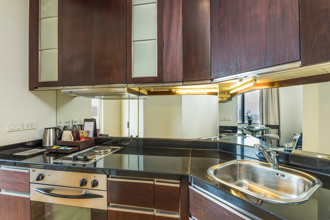 Zimmer Emporium Suites by Chatrium