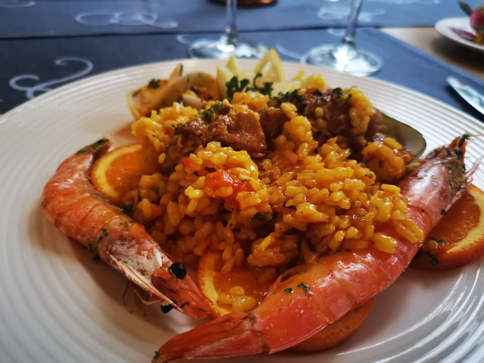 Gastro Tigaiga Suites