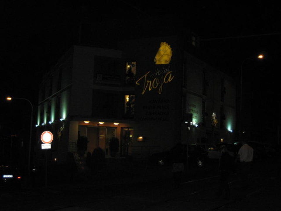 Nacht Aufnahme Hotel Troja
