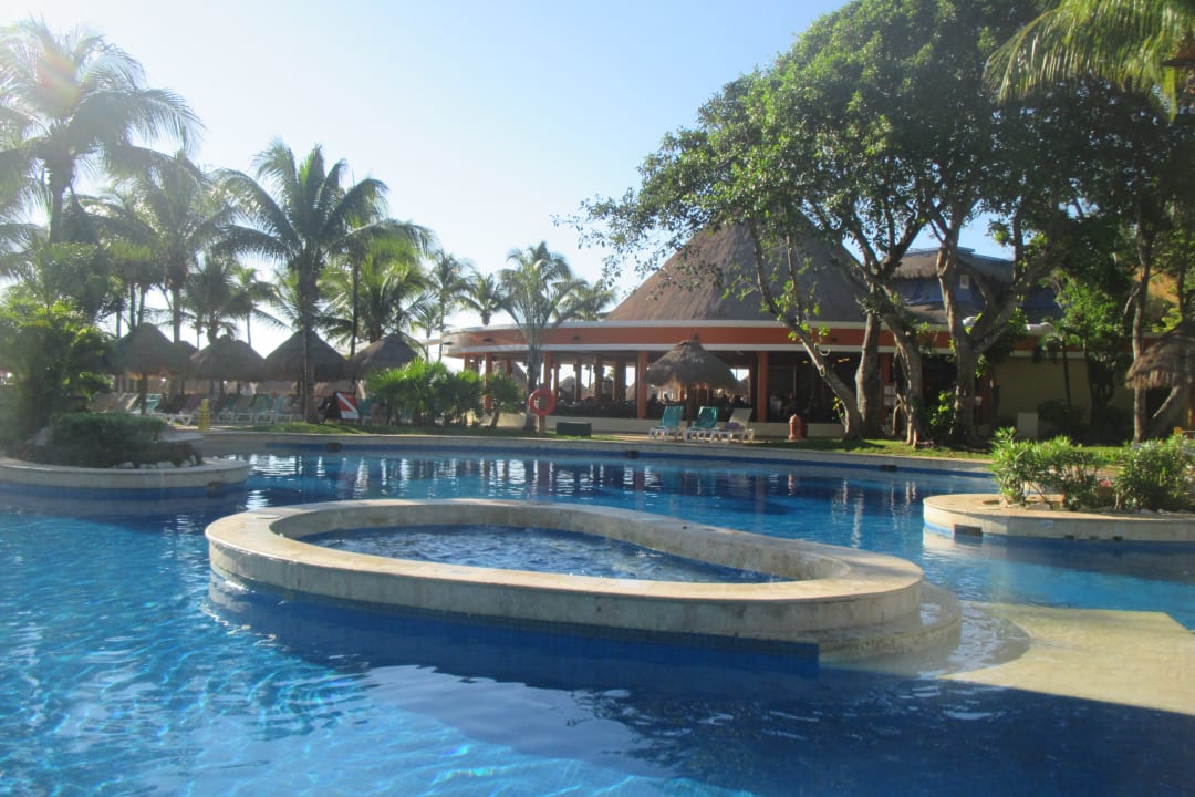 Pool Iberostar Waves Tucan