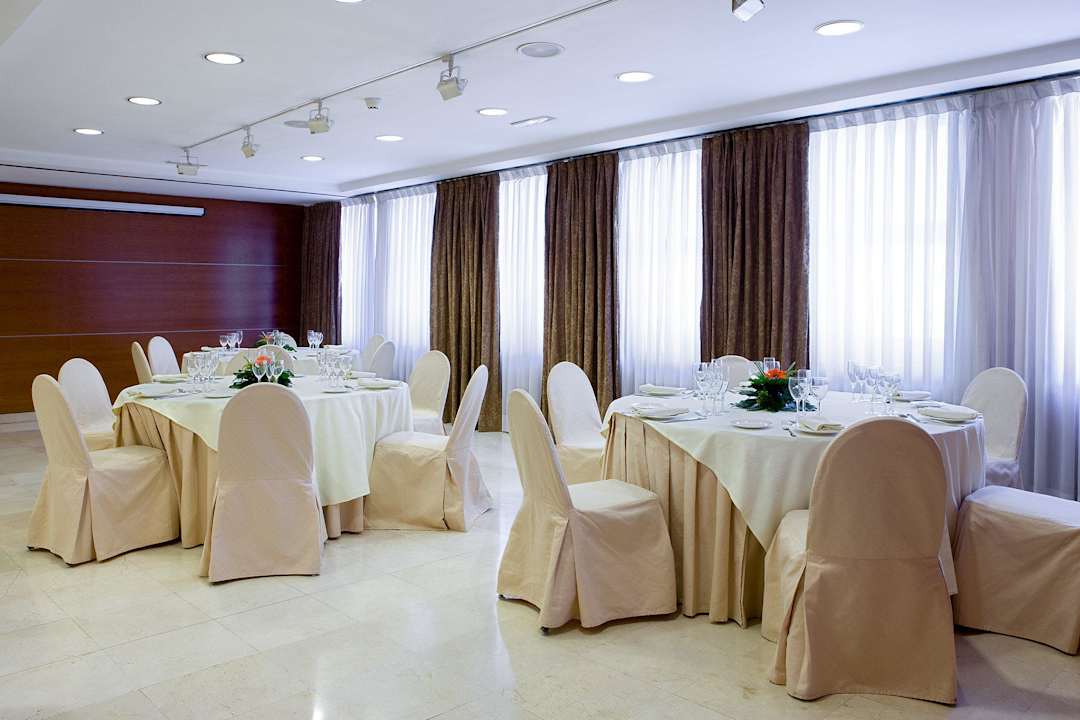Alcala Meeting Room NH Collection Madrid Colón