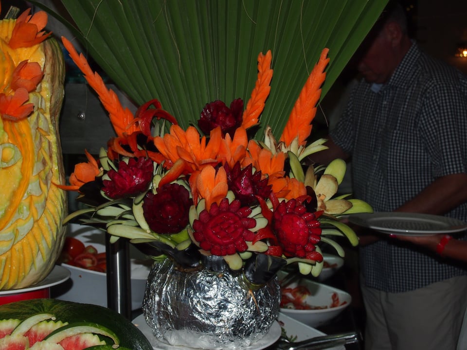 Alles essbar !! Dizalya Palm Garden