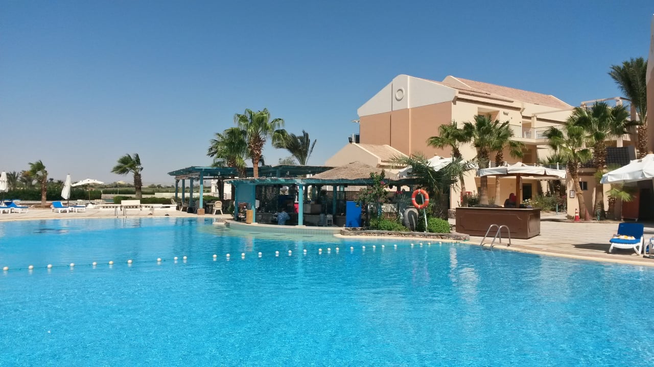 " Lagoon Pool "  im Cluster 7   Mövenpick Resort & Spa El Gouna