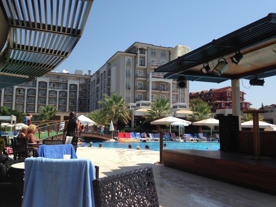 Poolbar und Pool Sunis Elita Beach Resort & Spa