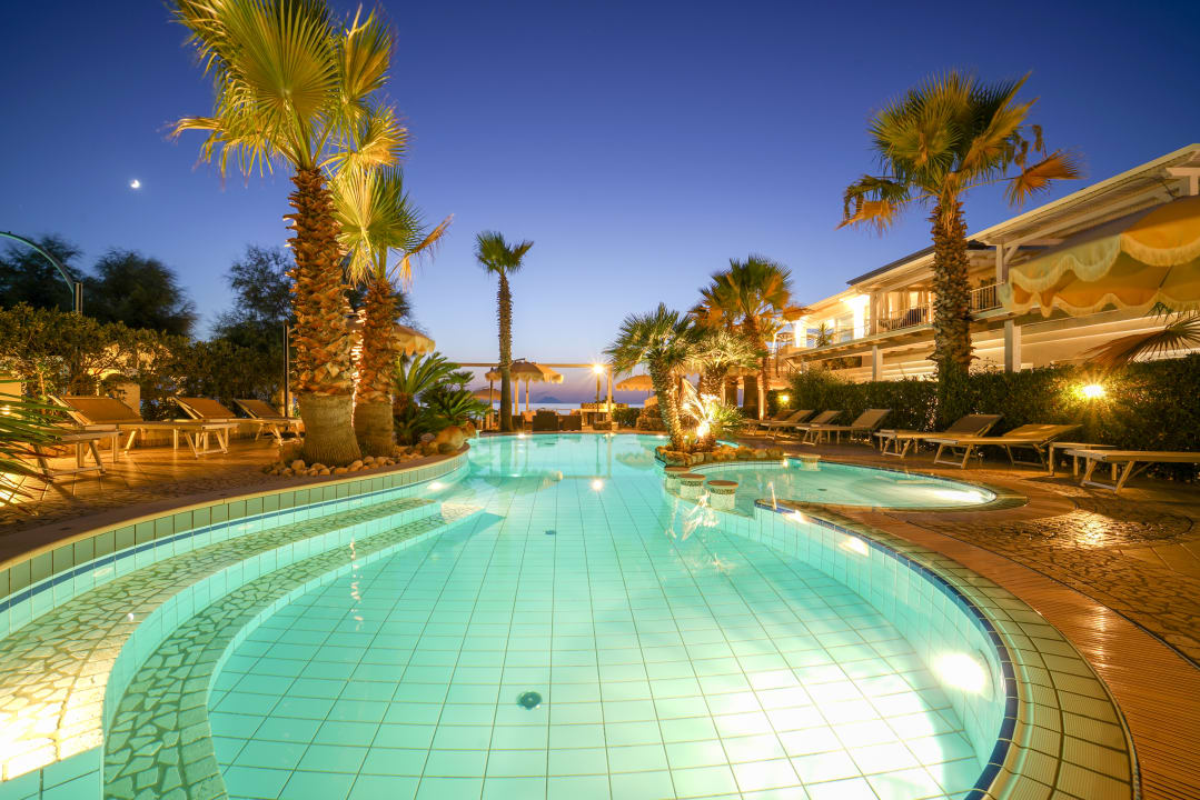 Pool Baia Del Godano Resort & Spa