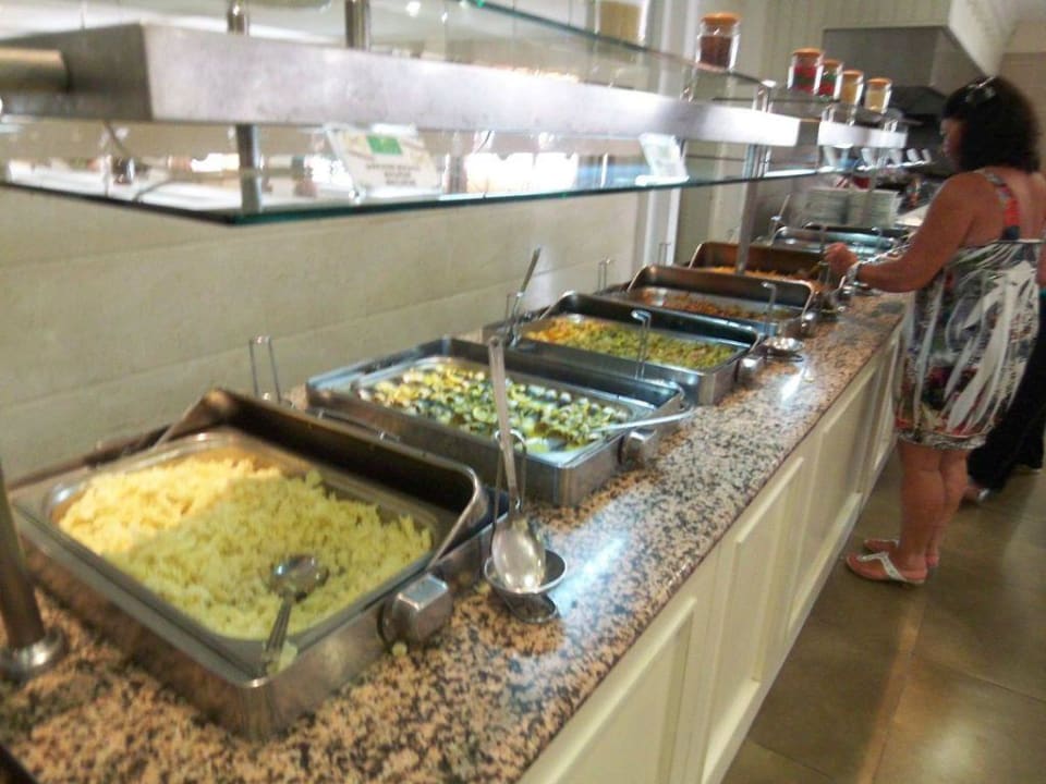 Lecker Can Garden Beach