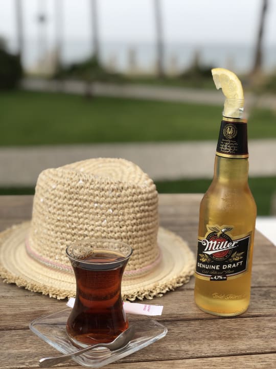 Gastro Acanthus Cennet Barut Collection