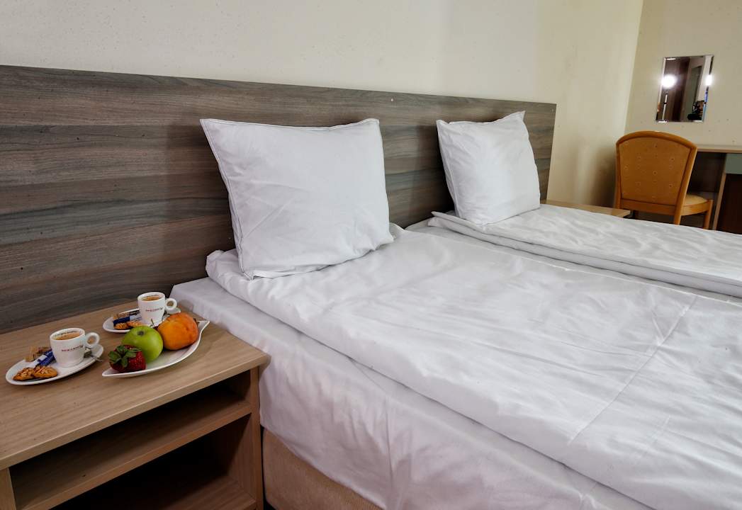 Zimmer Grand Hotel Oasis