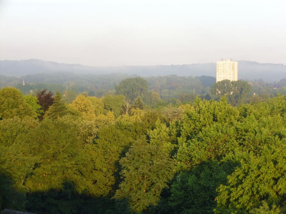 Blick von der Dachterrasse Victor's Residenz-Hotel Saarlouis