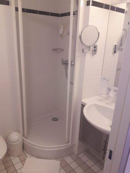 Zimmer Benen-Diken-Hof