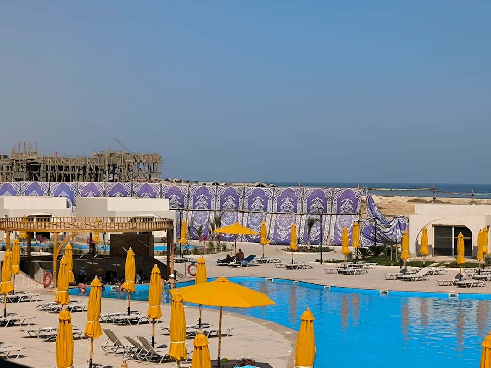 Pool Utopia Beach Club