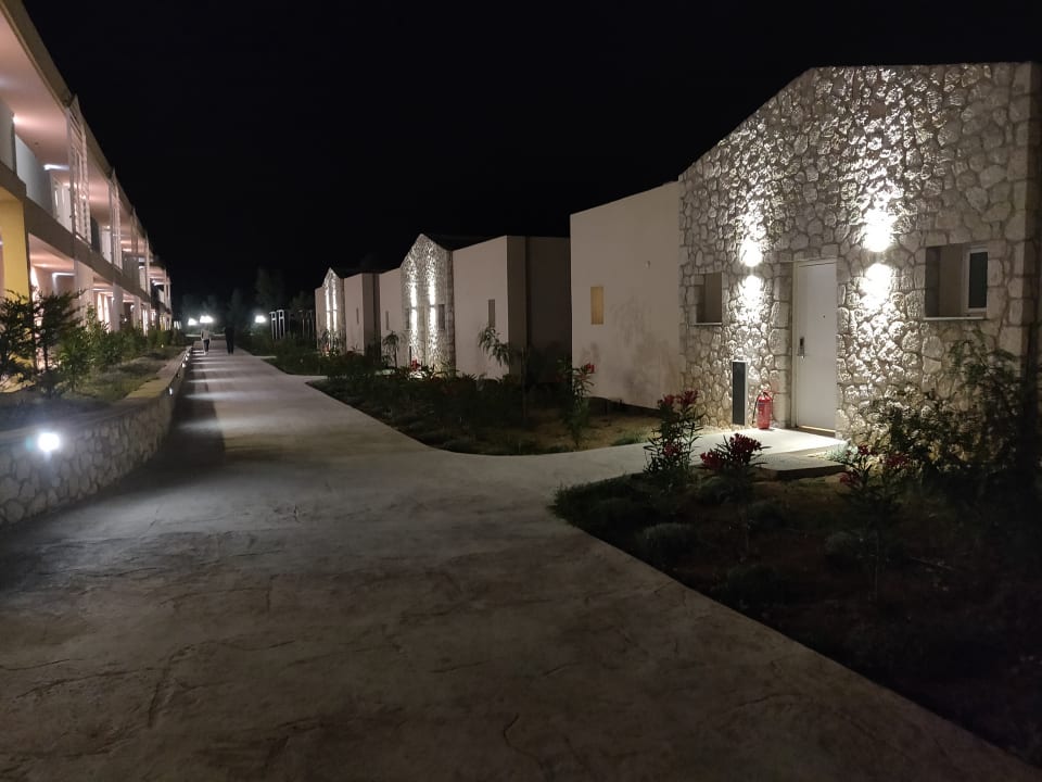 Außenansicht Sandy Villas Resort