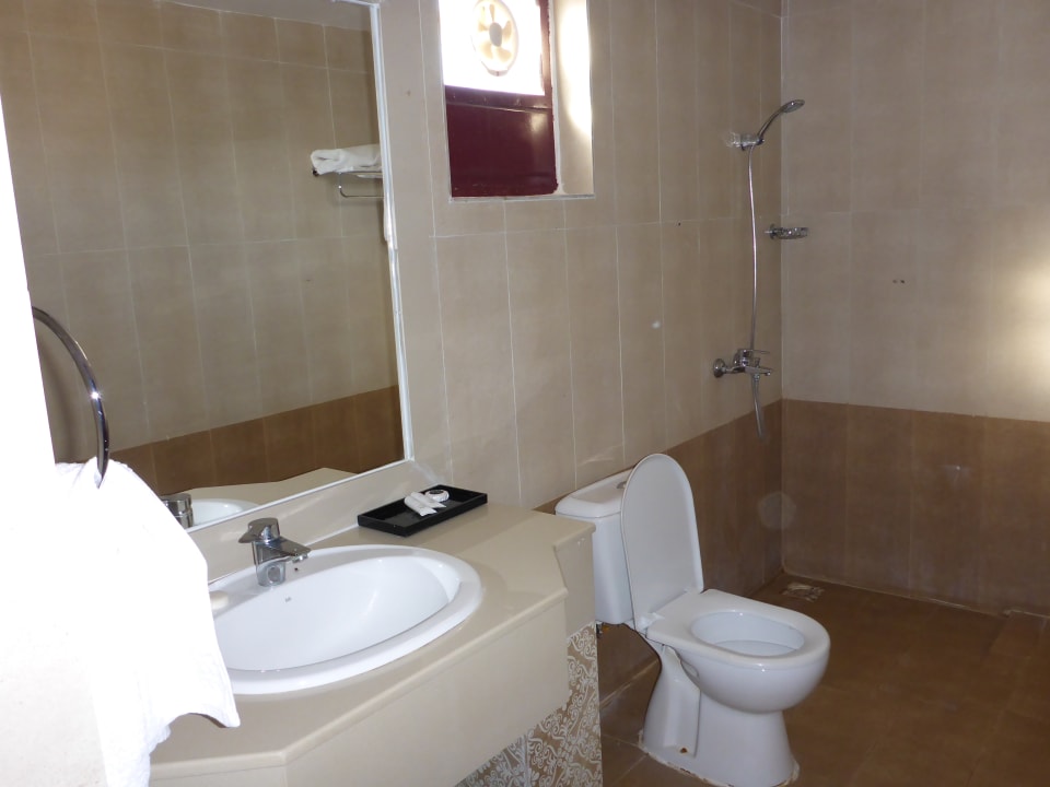 Bad Tented Camp Arabian Oryx Camp