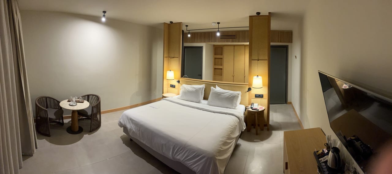 Zimmer The Royal Senses Resort, Curio Collection by Hilton