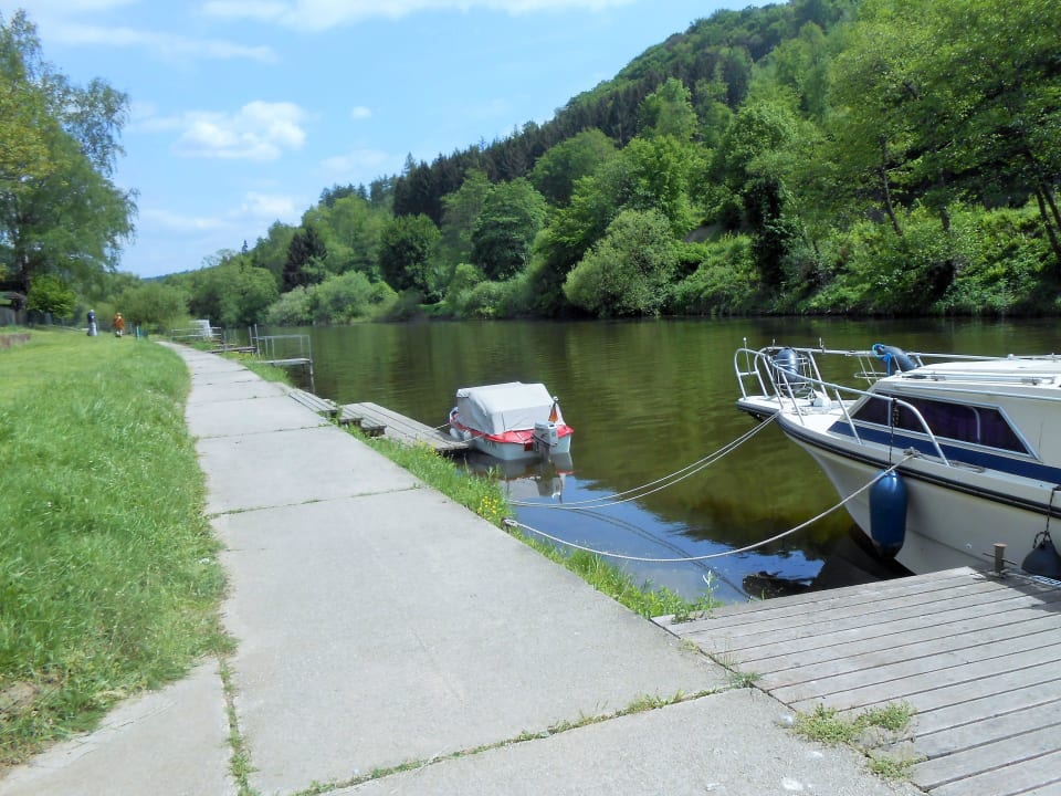 Bootssteg Lahntal Gasthof zum Lahntal