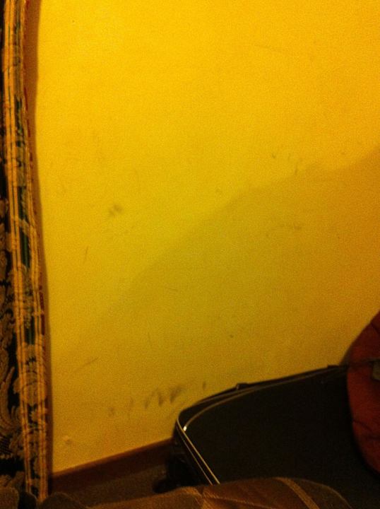 Dreckige Wände Hotel Quisisana