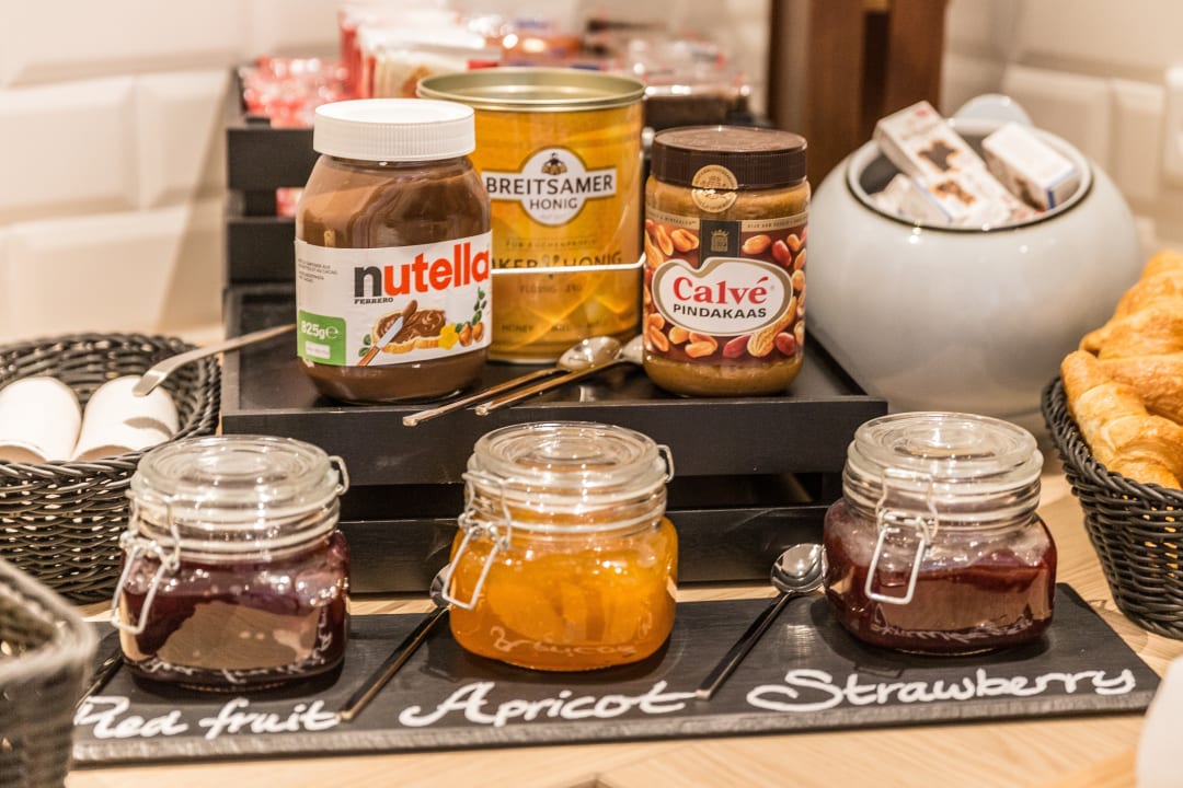 Gastro Holiday Inn – the niu, Charly Frankfurt City