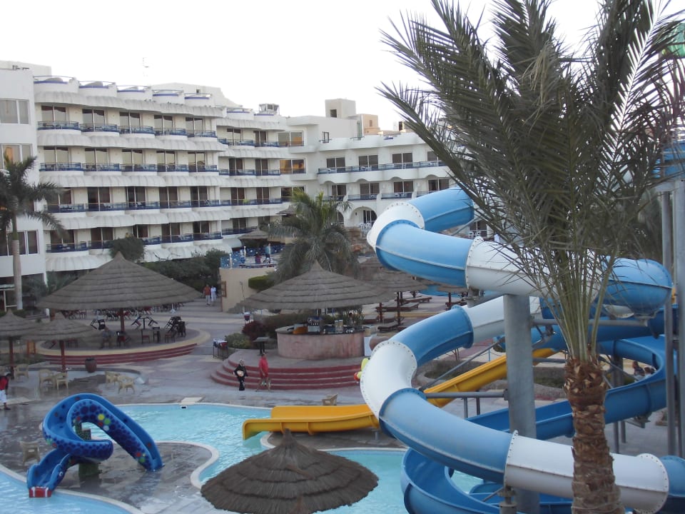 Einer der Pools im Hotel-Bereich Seagull Beach Resort