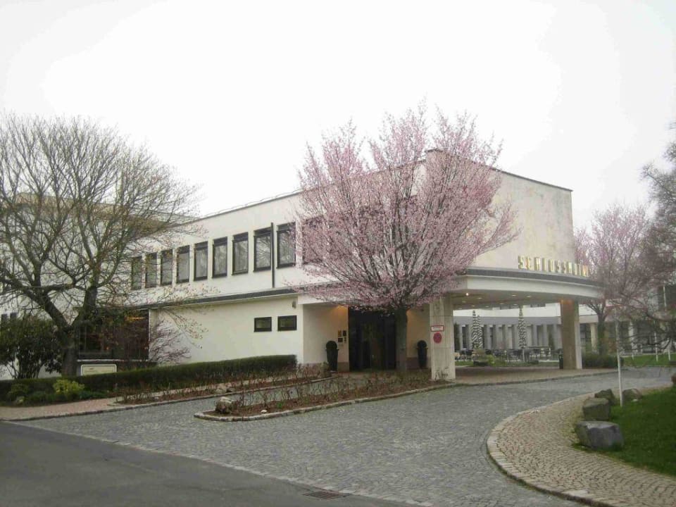 Aussenansicht Schlosshotel Bad Wilhelmshöhe Conference & Spa