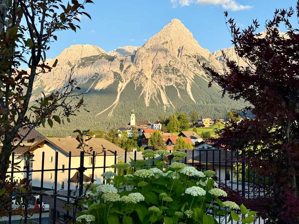 Ausblick Alpenrose - Familux Resort
