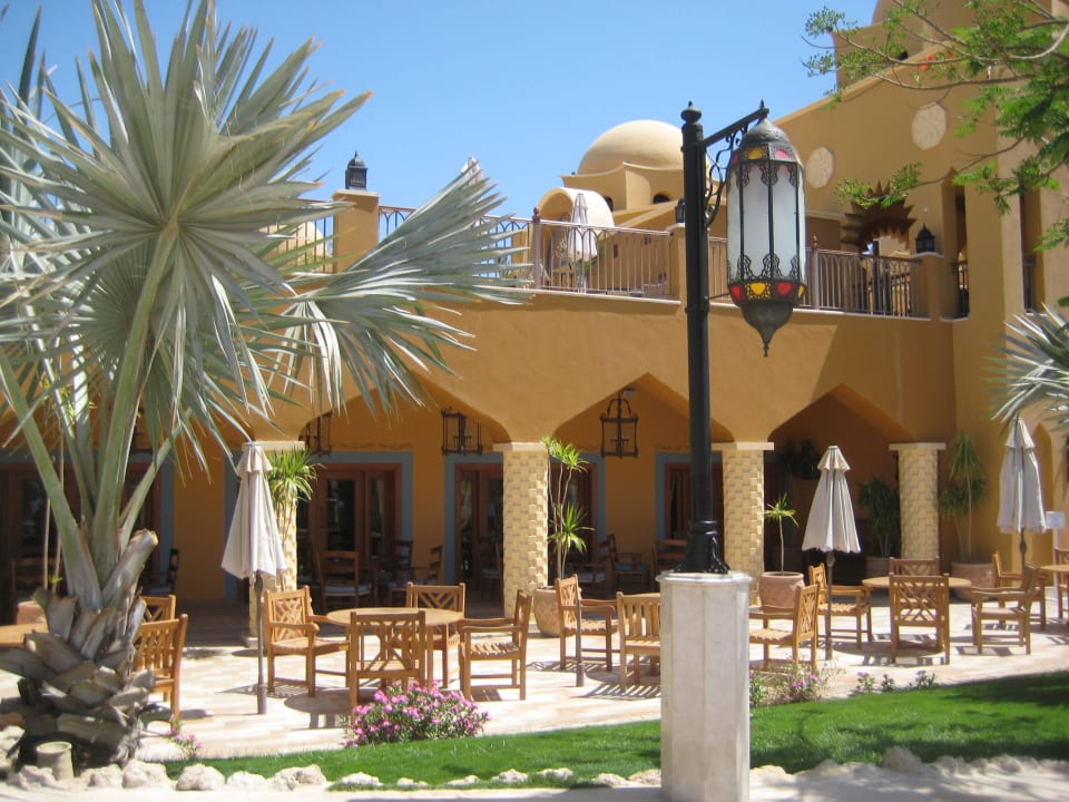 Blick auf Nachbarhotel "Sunwing Waterworld" Makadi Spa - Adults only