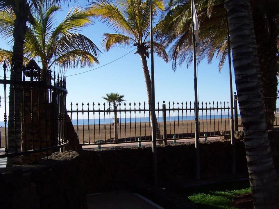 Strandansicht vom Hotel aus Hipotels La Geria