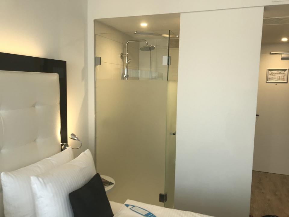 Zimmer INNSiDE by Melia Aachen