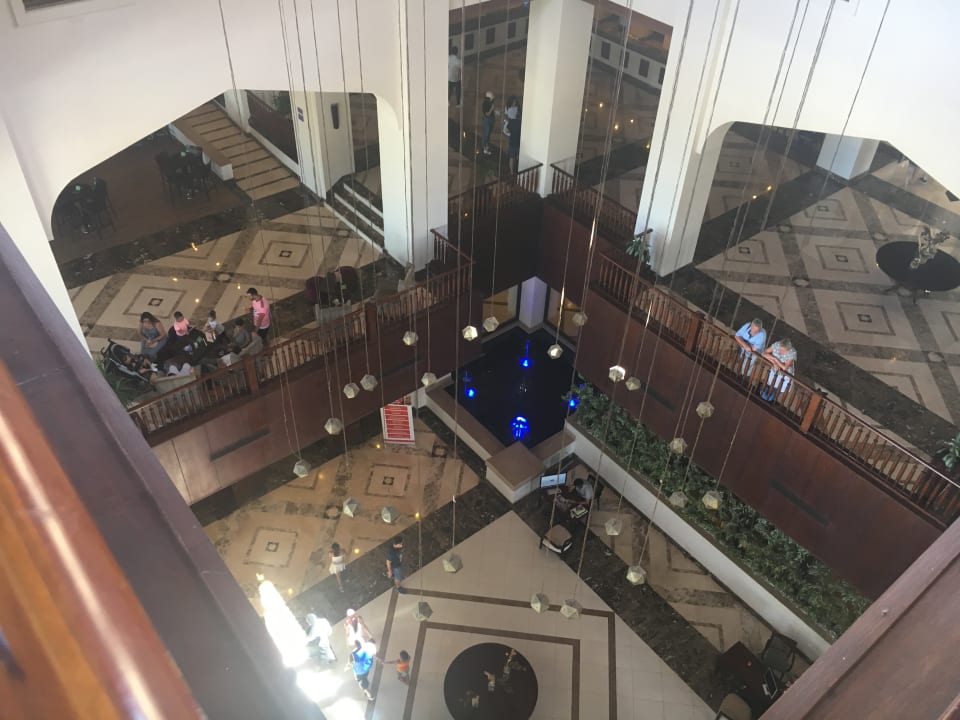 Lobby Steigenberger Aqua Magic