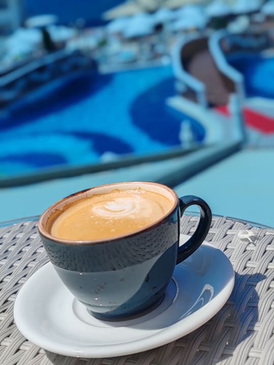 Lobby Azura Deluxe Resort & Spa Hotel