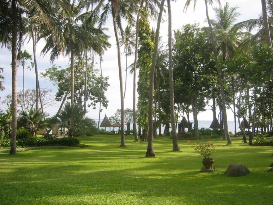 Gartenanlage Hotel Sheraton Senggigi Lombok Beach Resort