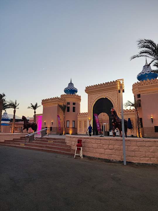 Außenansicht Pickalbatros Alf Leila Wa Leila Resort - Neverland Hurghada