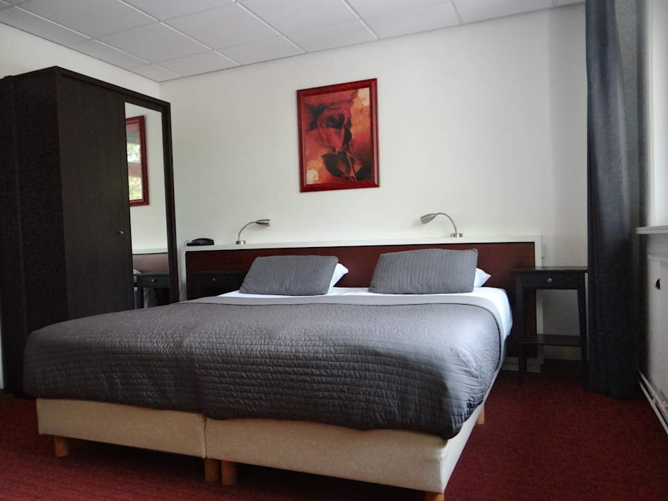 Zimmer Tulip Inn Heerlen City Centre