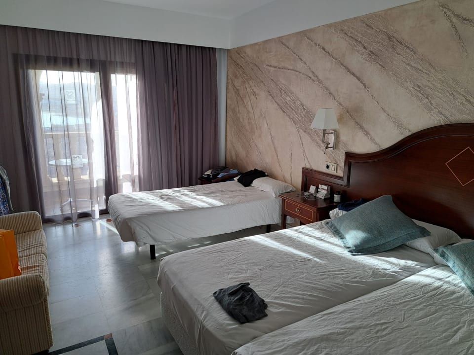 Zimmer R2 Rio Calma Hotel & Spa & Conference