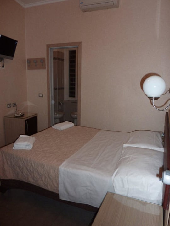 Zimmer 117 Hotel Elide