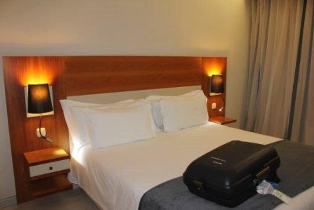 Queensize-Doppelbett Hotel Mercure Lisboa