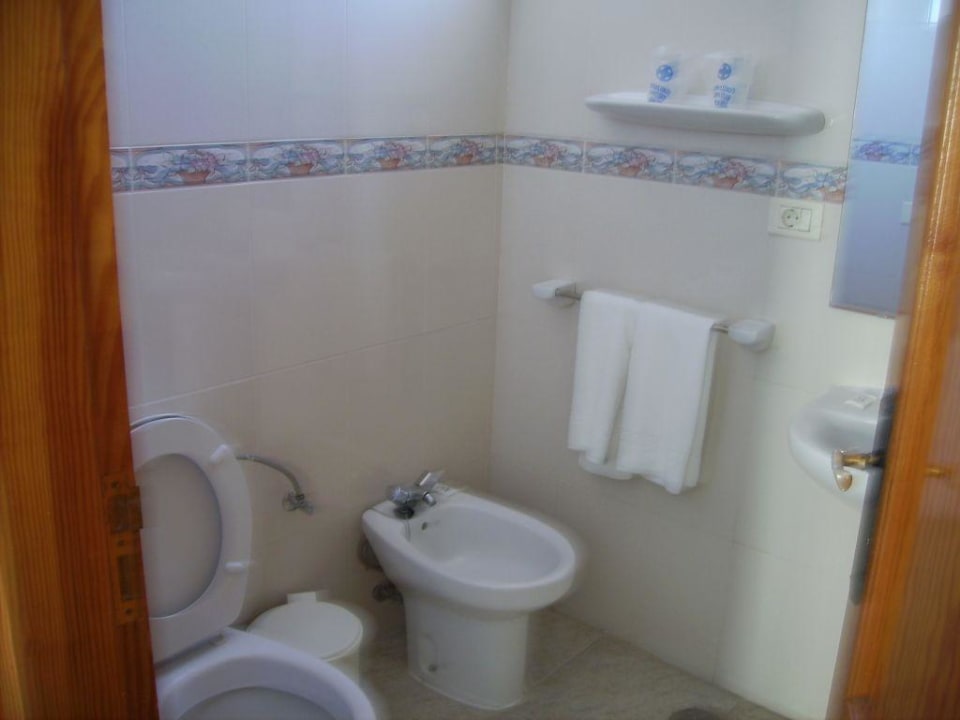 Bad Zimmer Nr 508 Hotel Medano