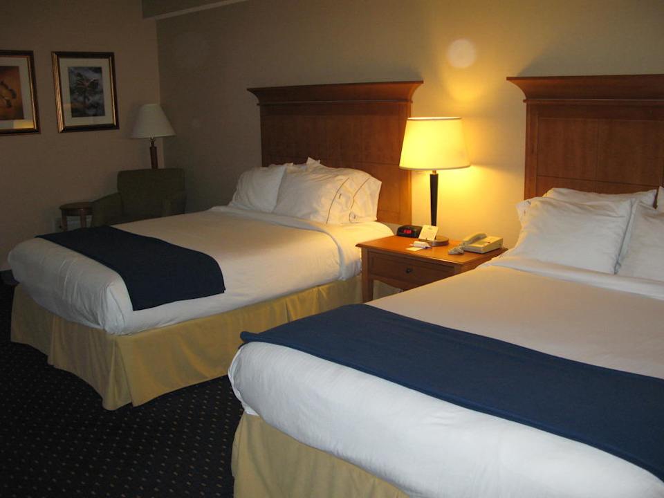 Betten Hotel Holiday Inn Express Hotel & Suites Waynesboro-Route 340