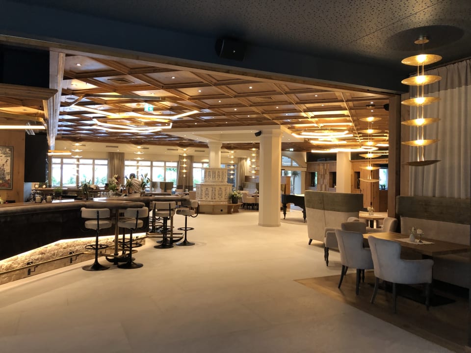 Lobby DAS EDELWEISS Salzburg Mountain Resort