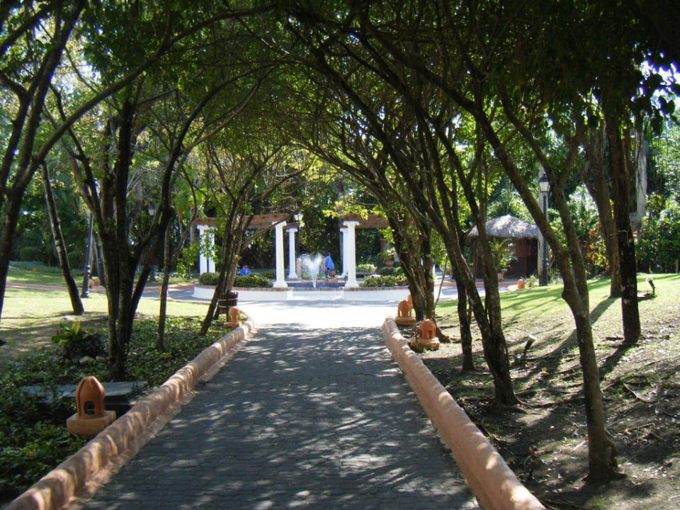 Weg zum Strand Sunscape Puerto Plata