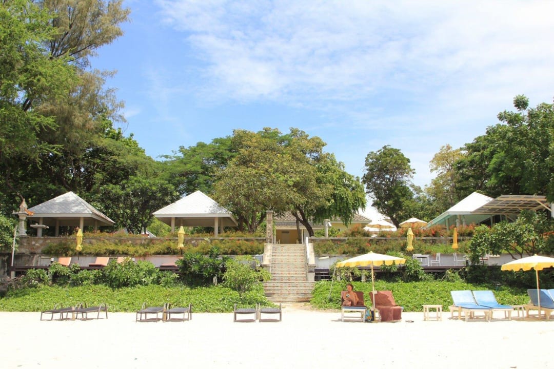 Meistens allein am Strand.... Hotel Baan Bayan Hua Hin