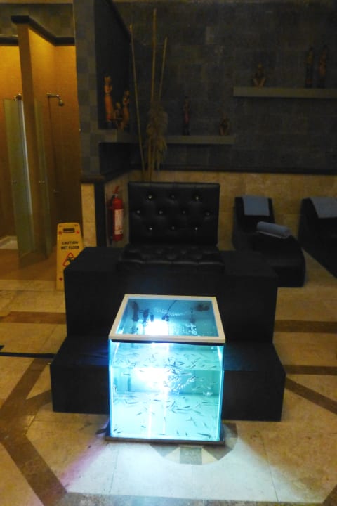 Fischtherapie im Hotelspa Side Sun Hotel