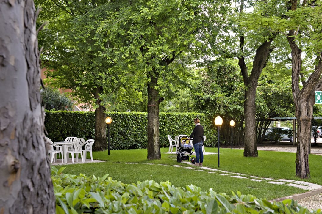 Giardino Hotel Garni Renania