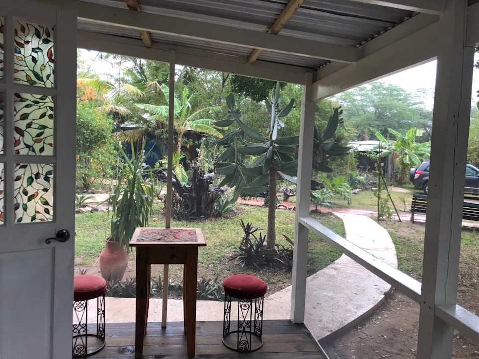 Zimmer Katamah Beachfront Resort
