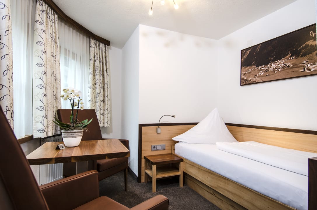 Zimmer Hotel Subretta